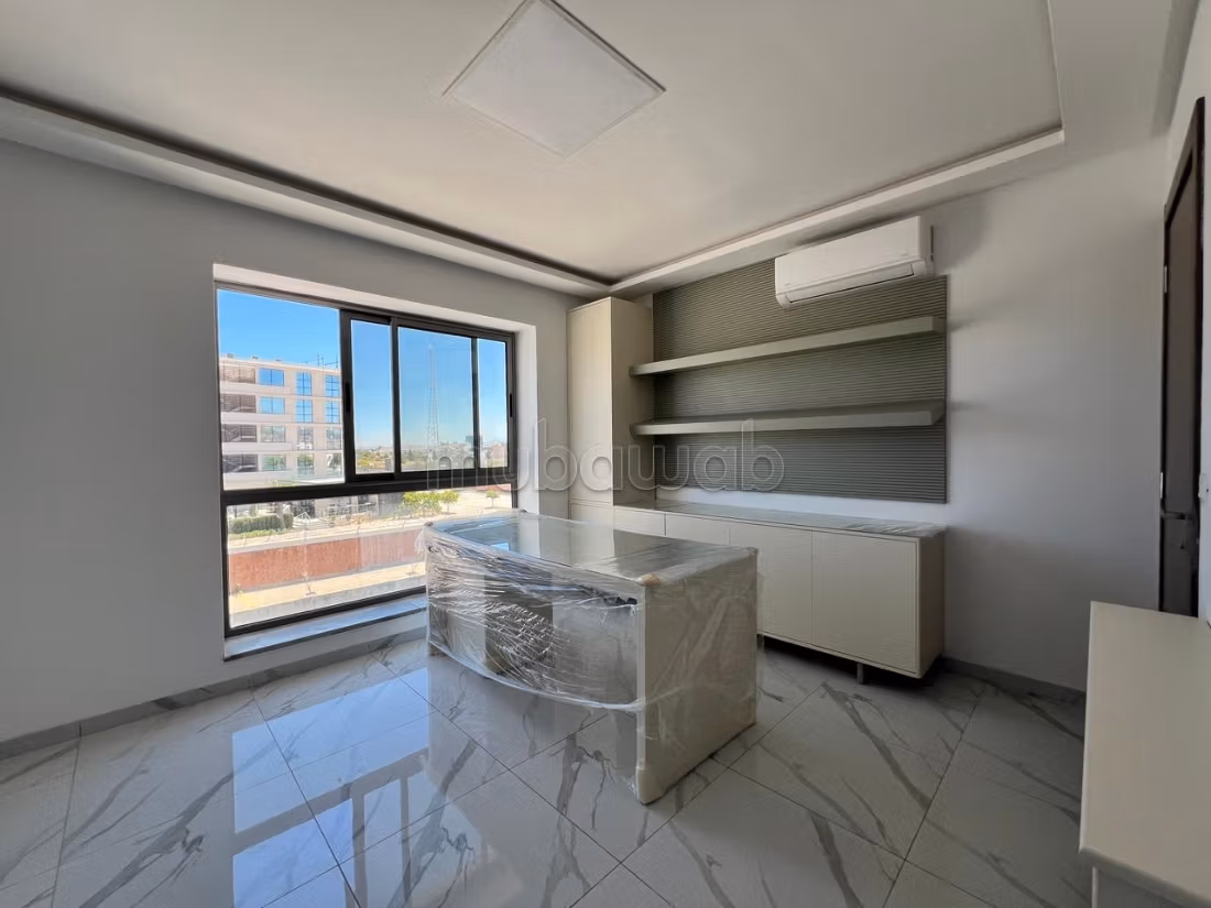 For Rent Office in H2 at Ariana Essoughra