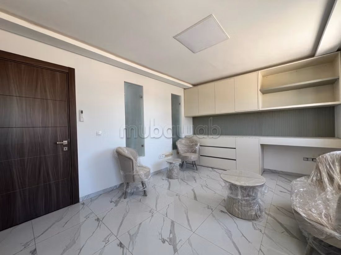 For Rent Office in H2 at Ariana Essoughra