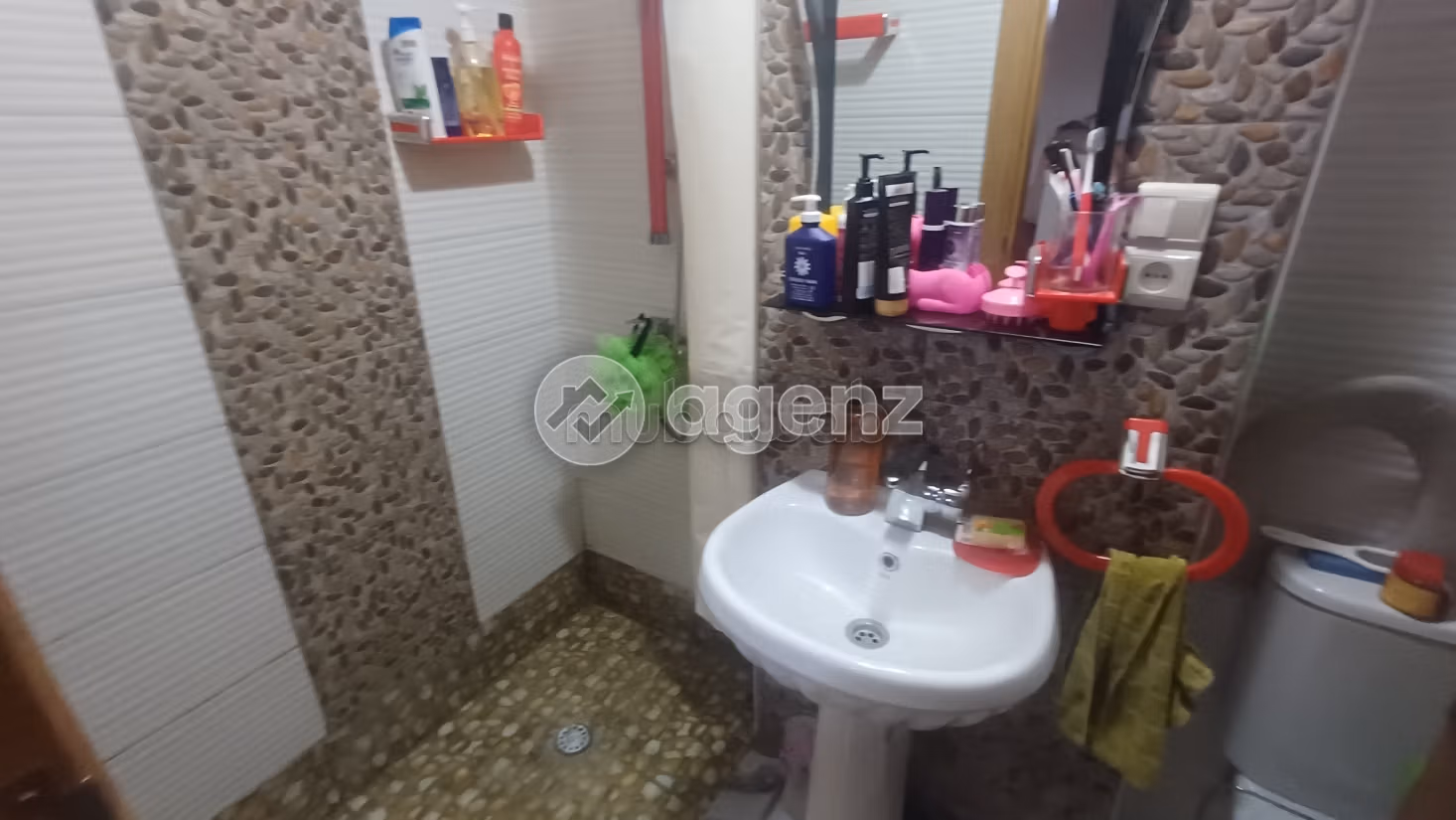 Apartment for sale 75 m², 3 bedrooms El Bassatine Meknès