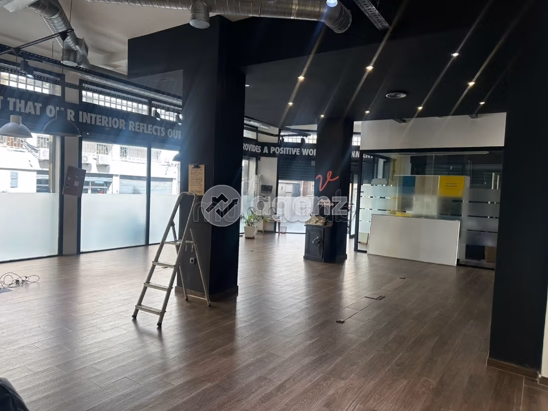 Comercio en alquiler 125 m² Burger Casablanca