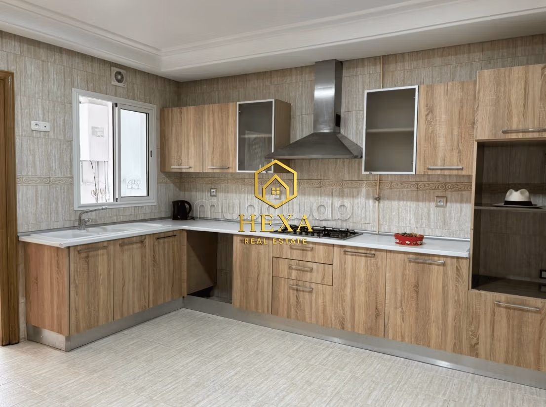 Triplex S5 with garden in Lac2