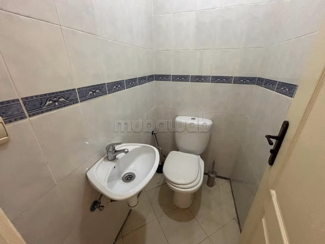 Gestoffeerd Appartement Te Koop - Wijk Moujahidine