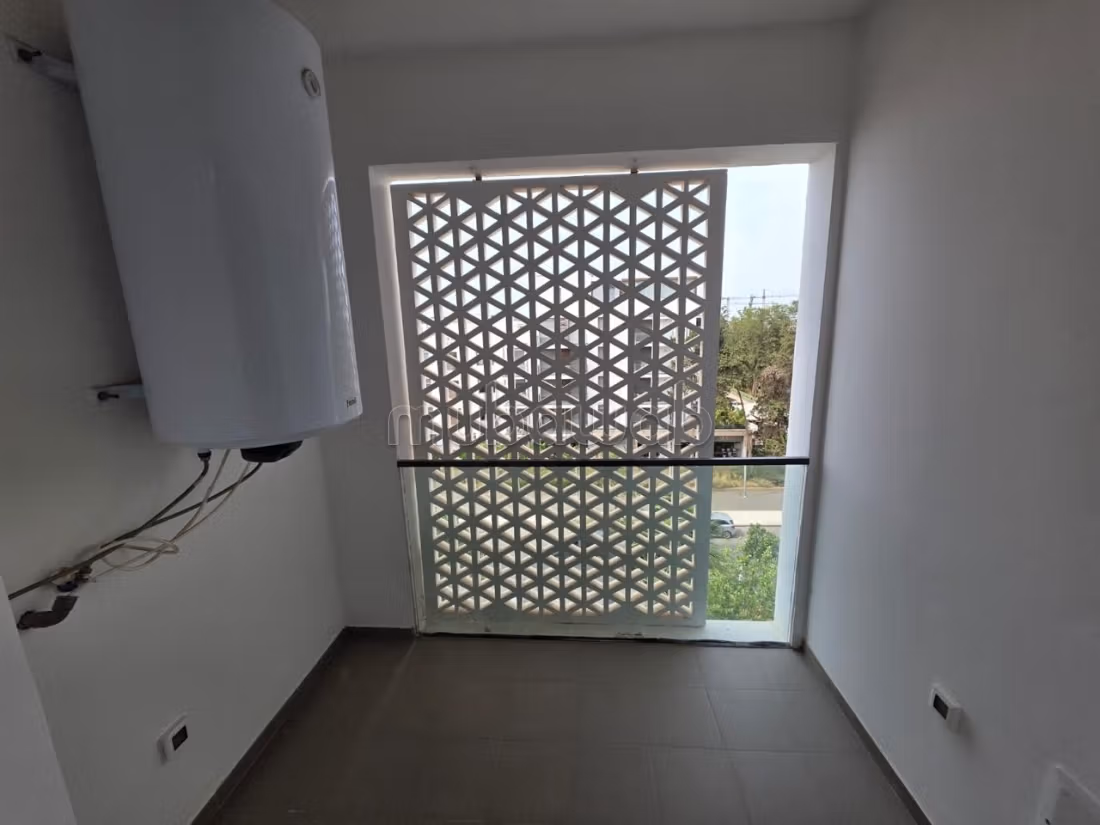 Appartement en location à Souissi. 
2 chambre — 5