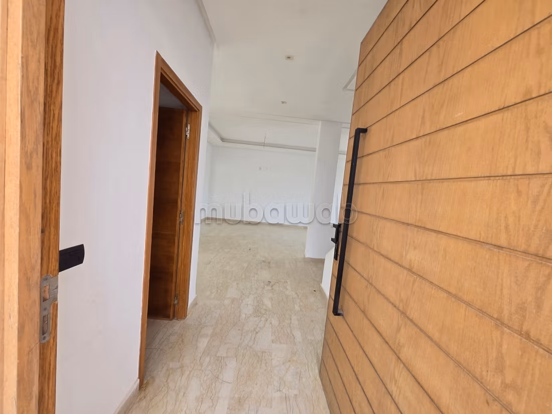 Villa di lusso in vendita a Dar Bouazza. 4 camere piacevoli. Bella terrazza e giardino
