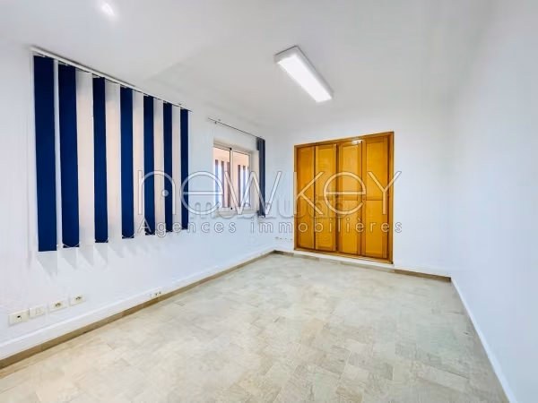 Office H3 for rent at the shores of the lake 1