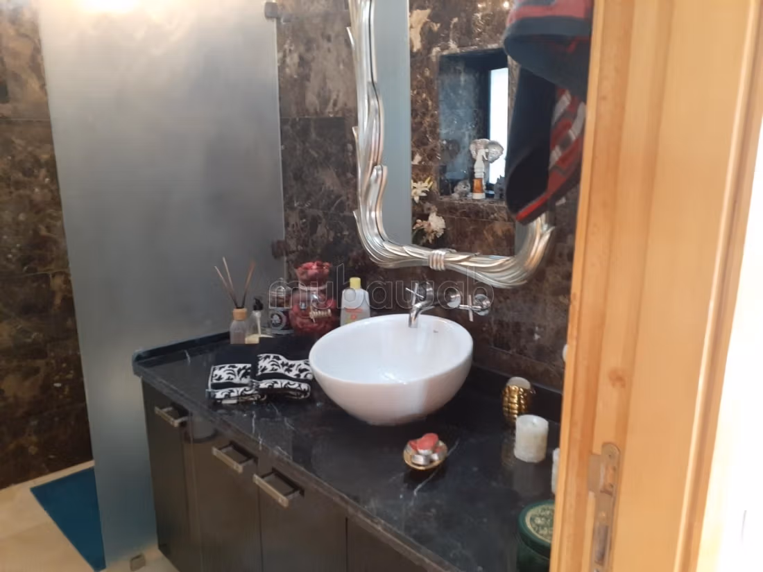 Luxe villa te koop in Basatine El Menzeh