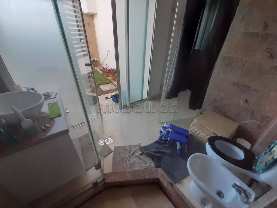 Luxe villa te koop in Basatine El Menzeh