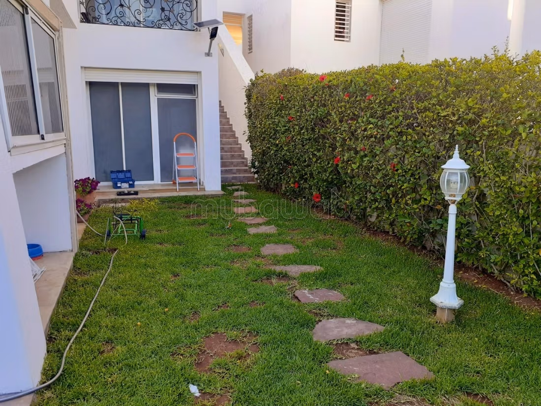 Luxe villa te koop in Basatine El Menzeh