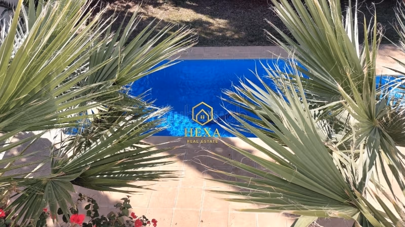 Villa S5 avec piscine à Gammarth