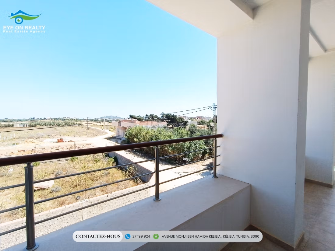 Appartement S4 à Kélibia avec 2 garages