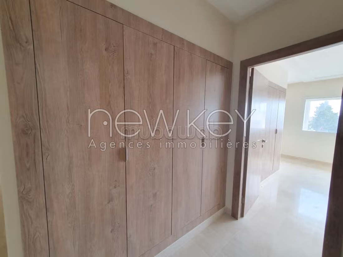 Appartement S2 à vendre à La Soukra