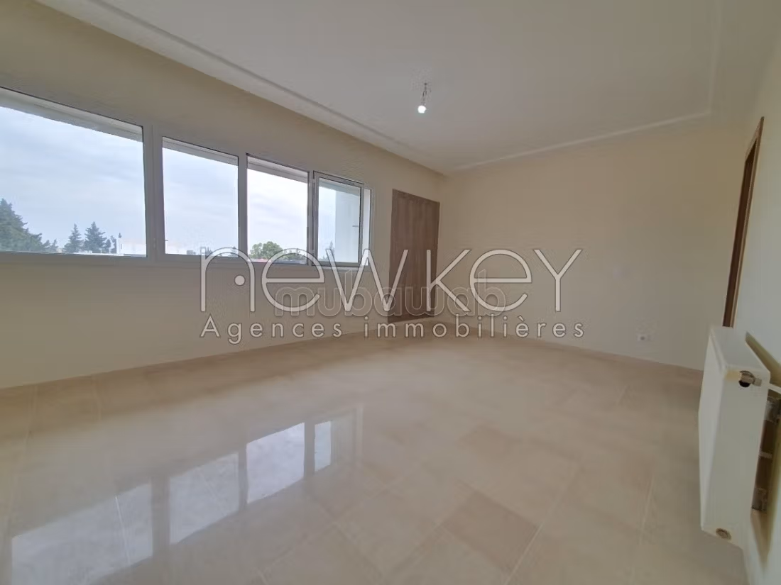 Appartement S2 à vendre à La Soukra