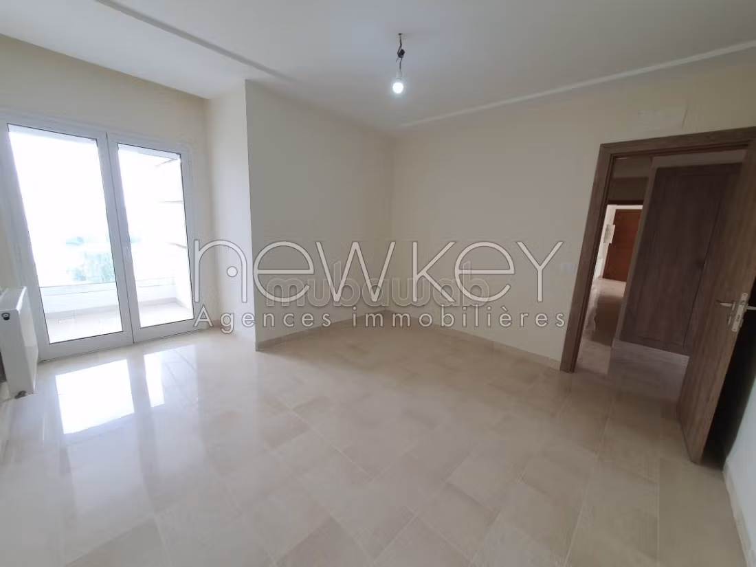 Appartement S2 à vendre à La Soukra