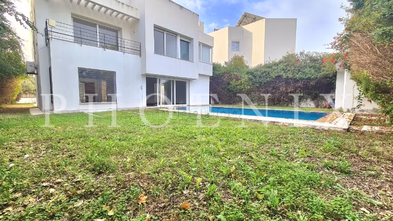 Villa S3 con piscina a La Marsa