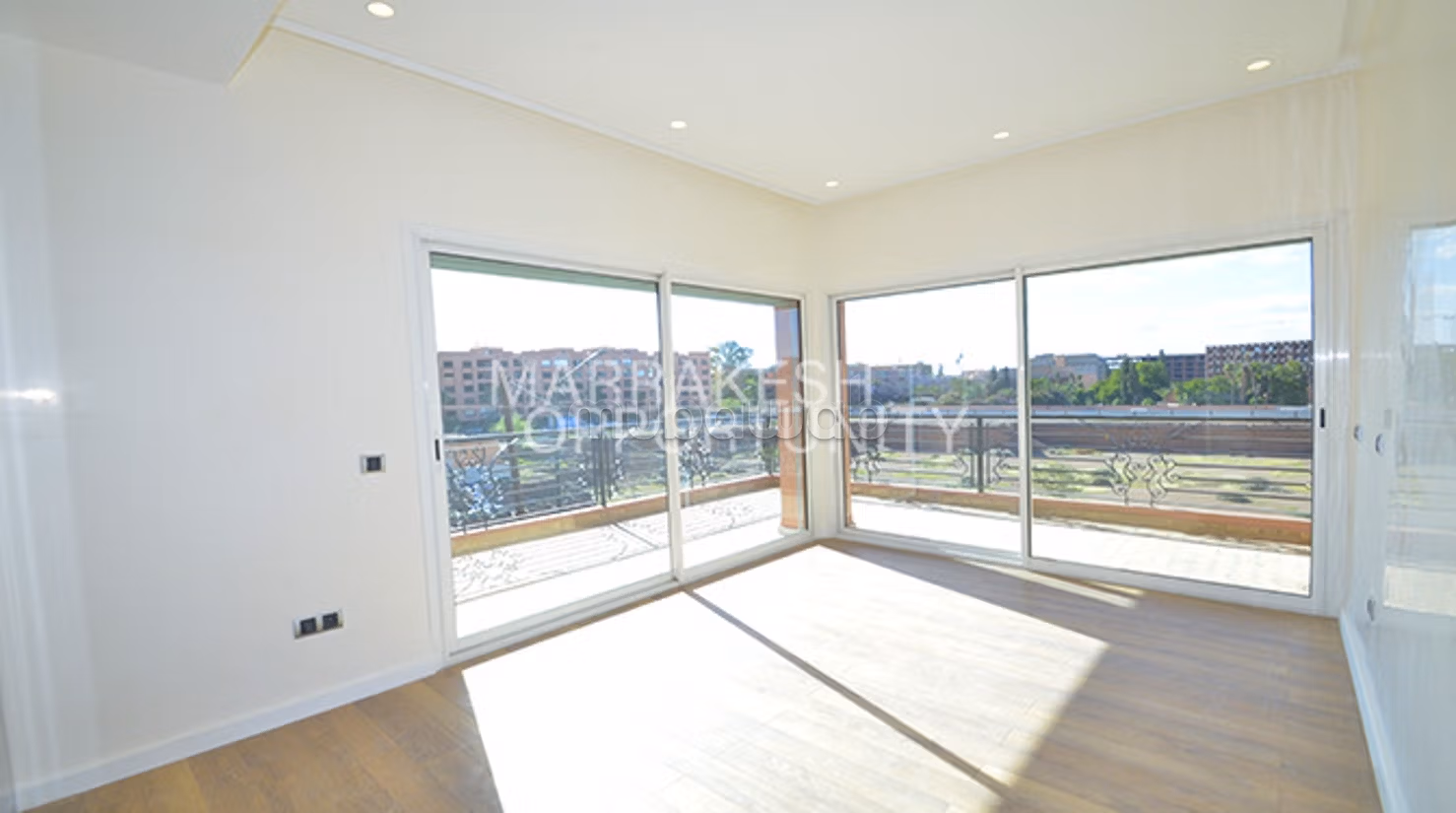 Moderne Appartement vide à louer à Hivernage — 2