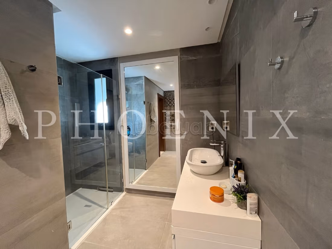 Modern Villa S3 with Pool in La Soukra