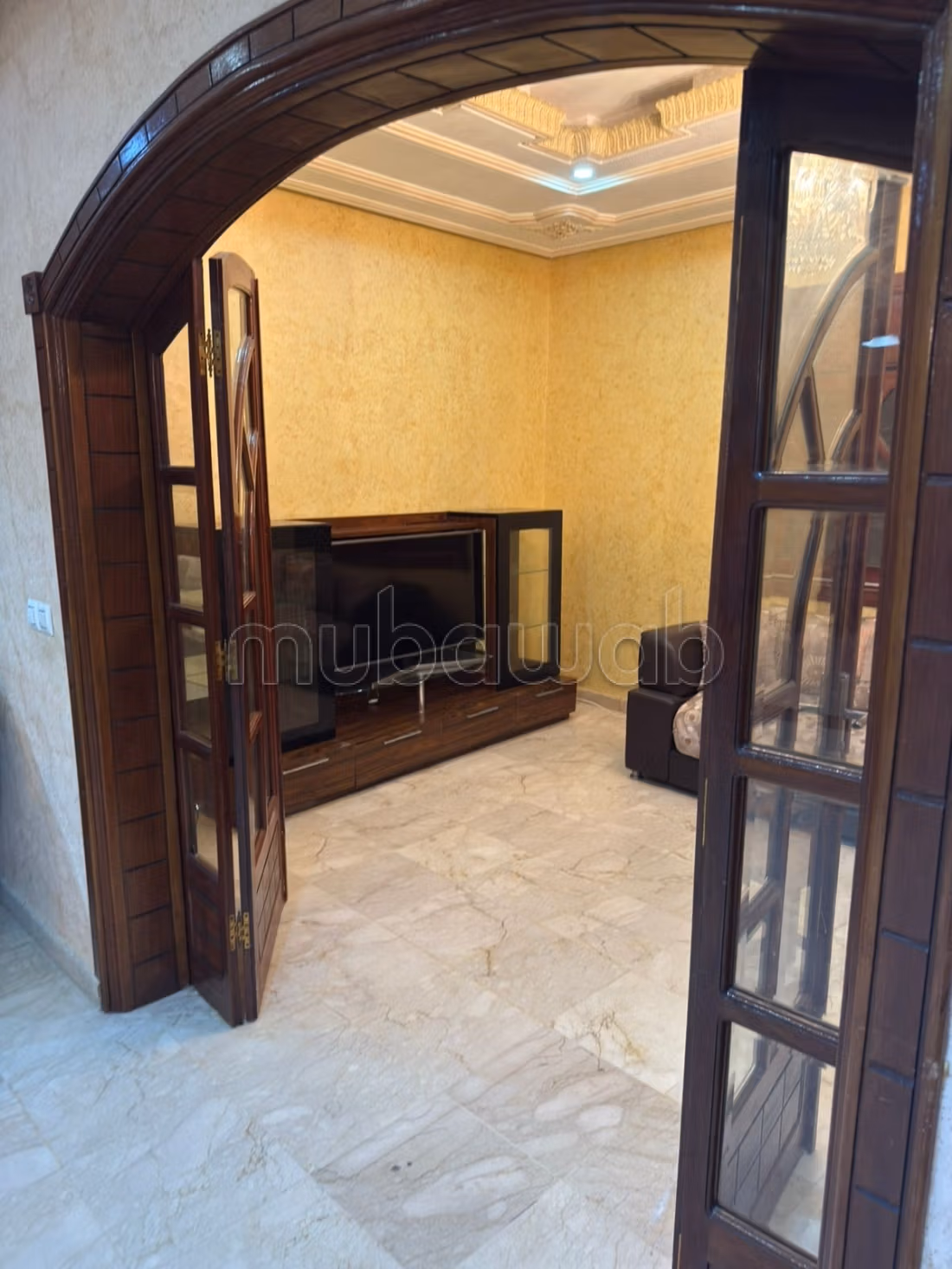 Magnifica villa in vendita. 5 camere confortevoli. Arredamento