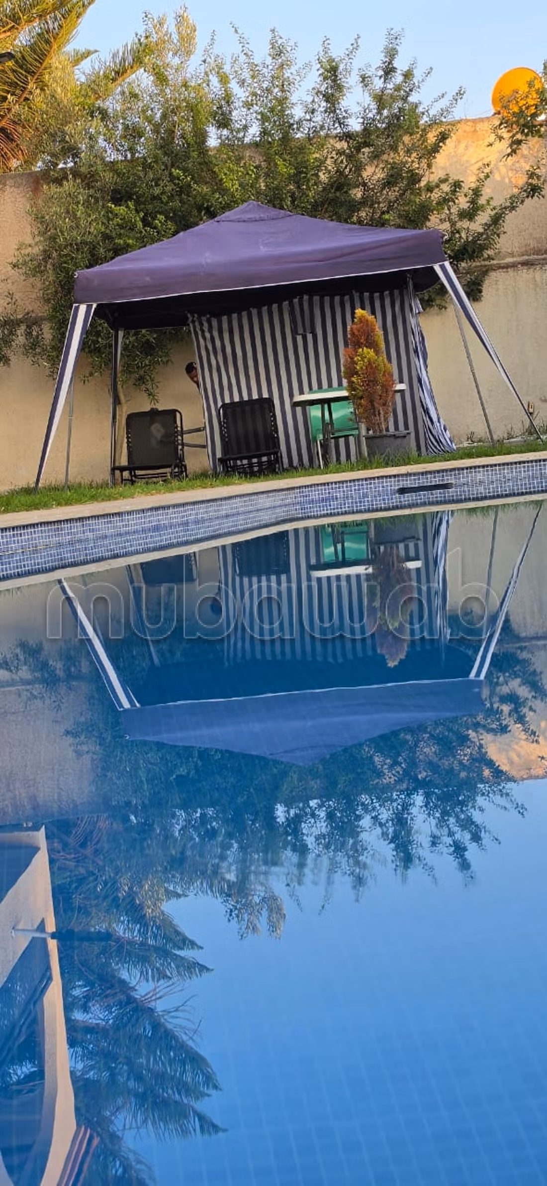Magnifica villa in vendita. 5 camere confortevoli. Arredamento