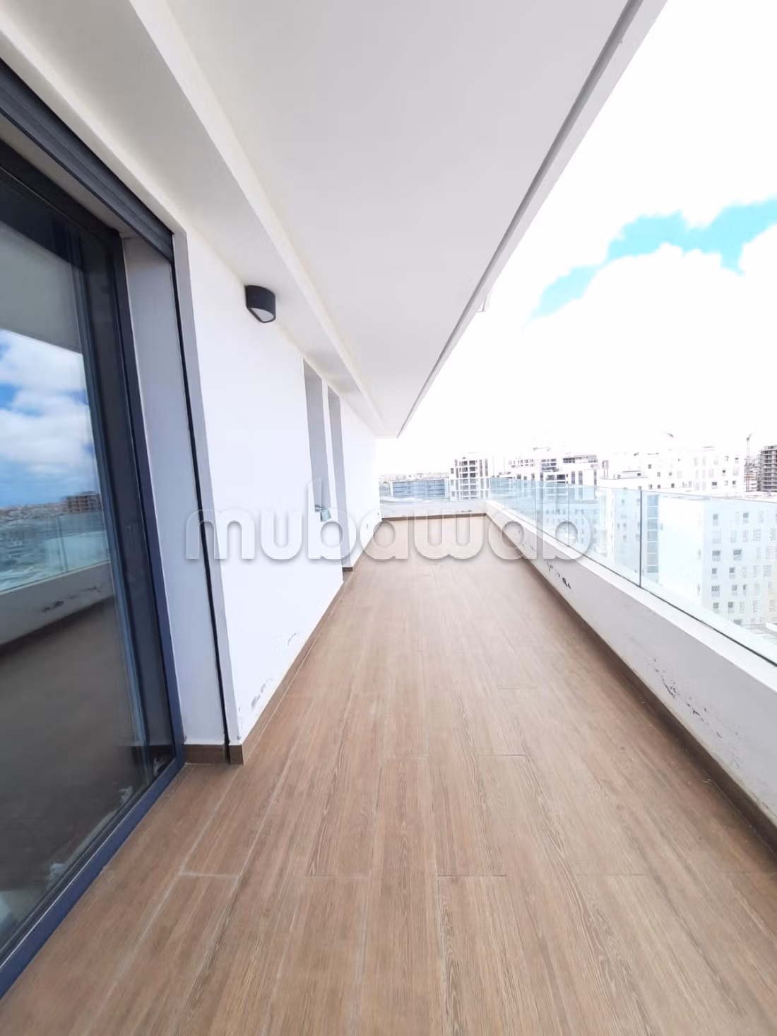 Bel appartement meublé en location à Casa Finance City. 4 grandes pièces. Meublé — 2