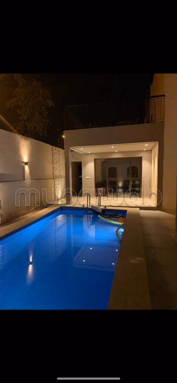 Stunning villa for rent in Tarka. Total area 300 m². Furnished