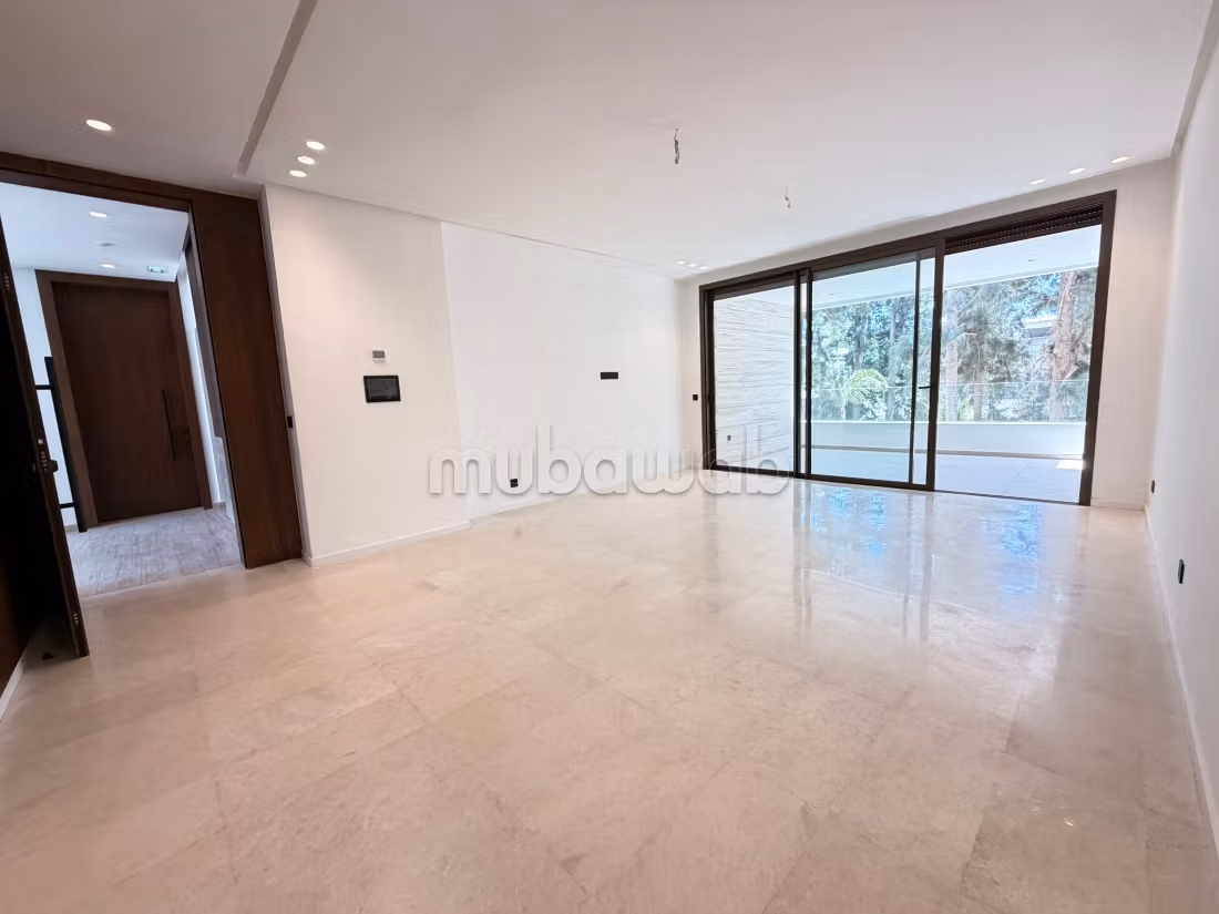 Bel Appartement à louer
orangeraie de Souissi — 3