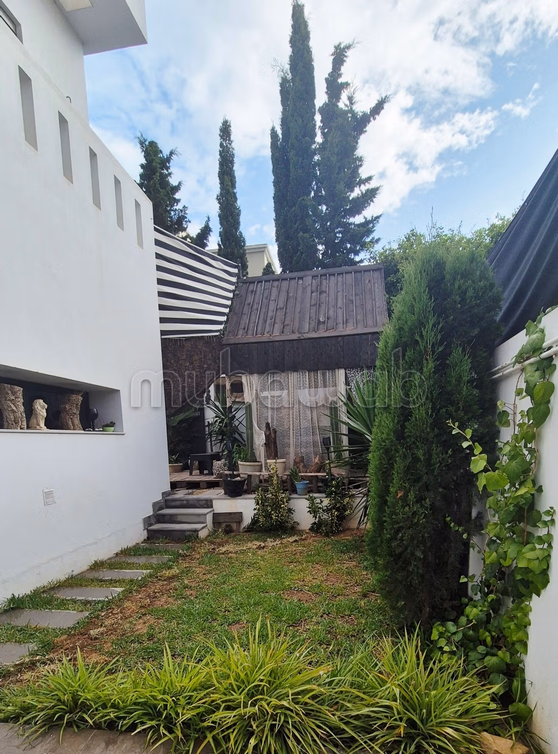 A luxurious villa named villa africa