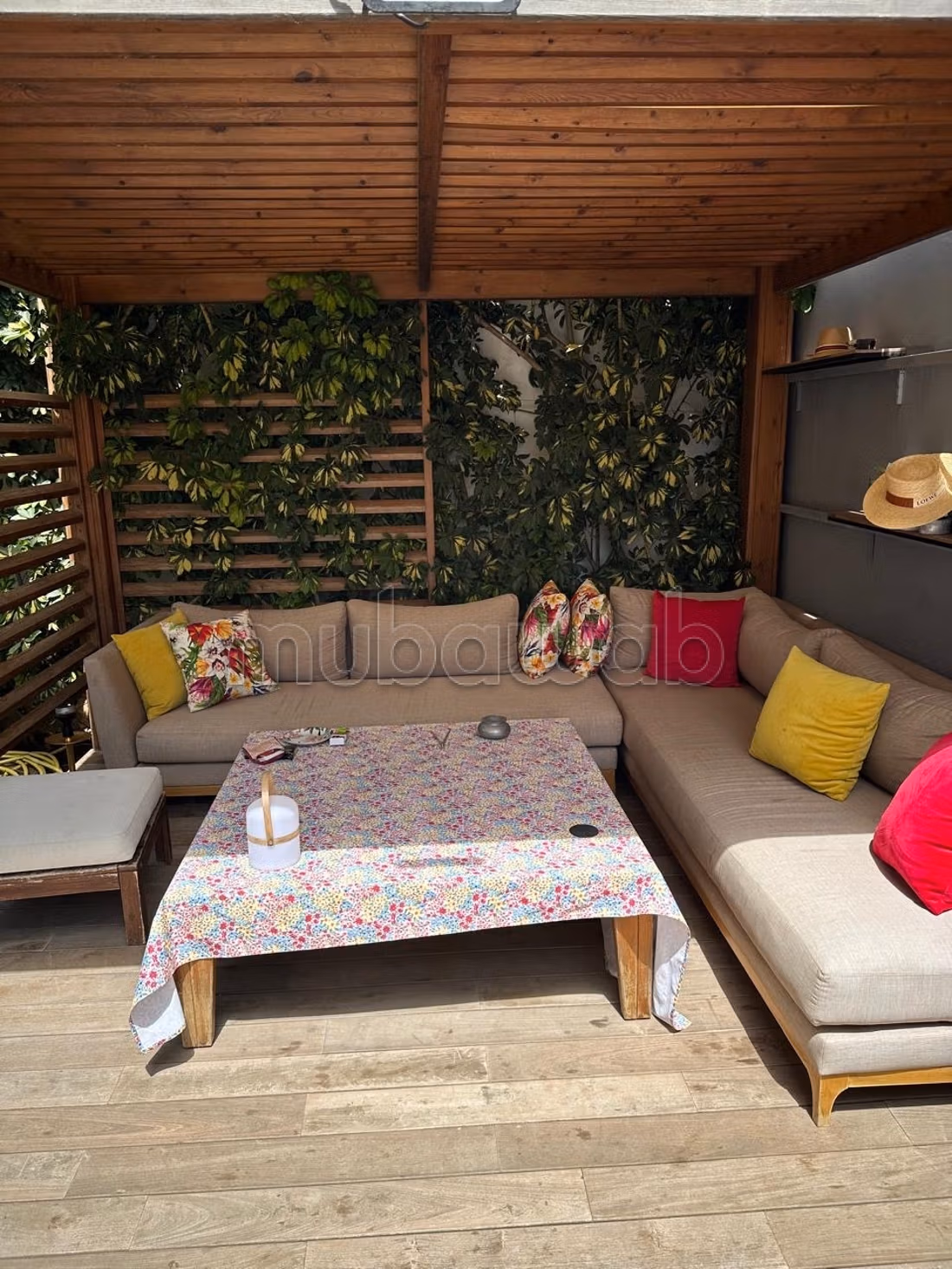 Villa de luxe à vendre à Dar Bouazza. 3 chambres. Jardin