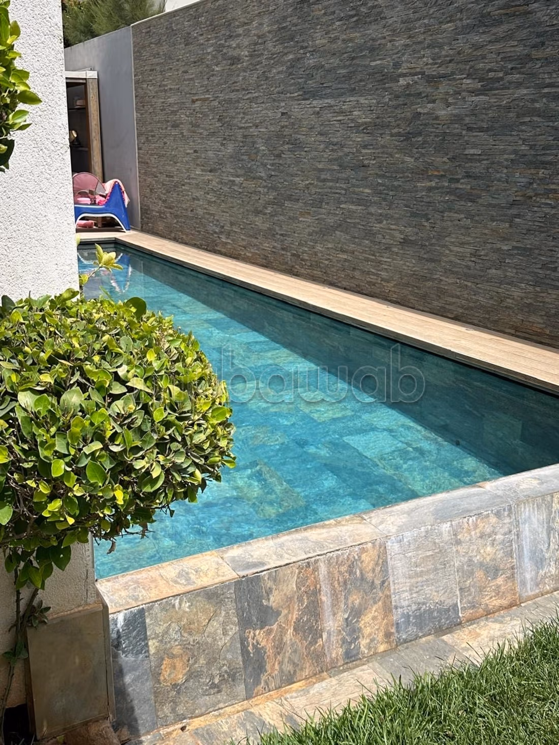 Villa de luxe à vendre à Dar Bouazza. 3 chambres. Jardin