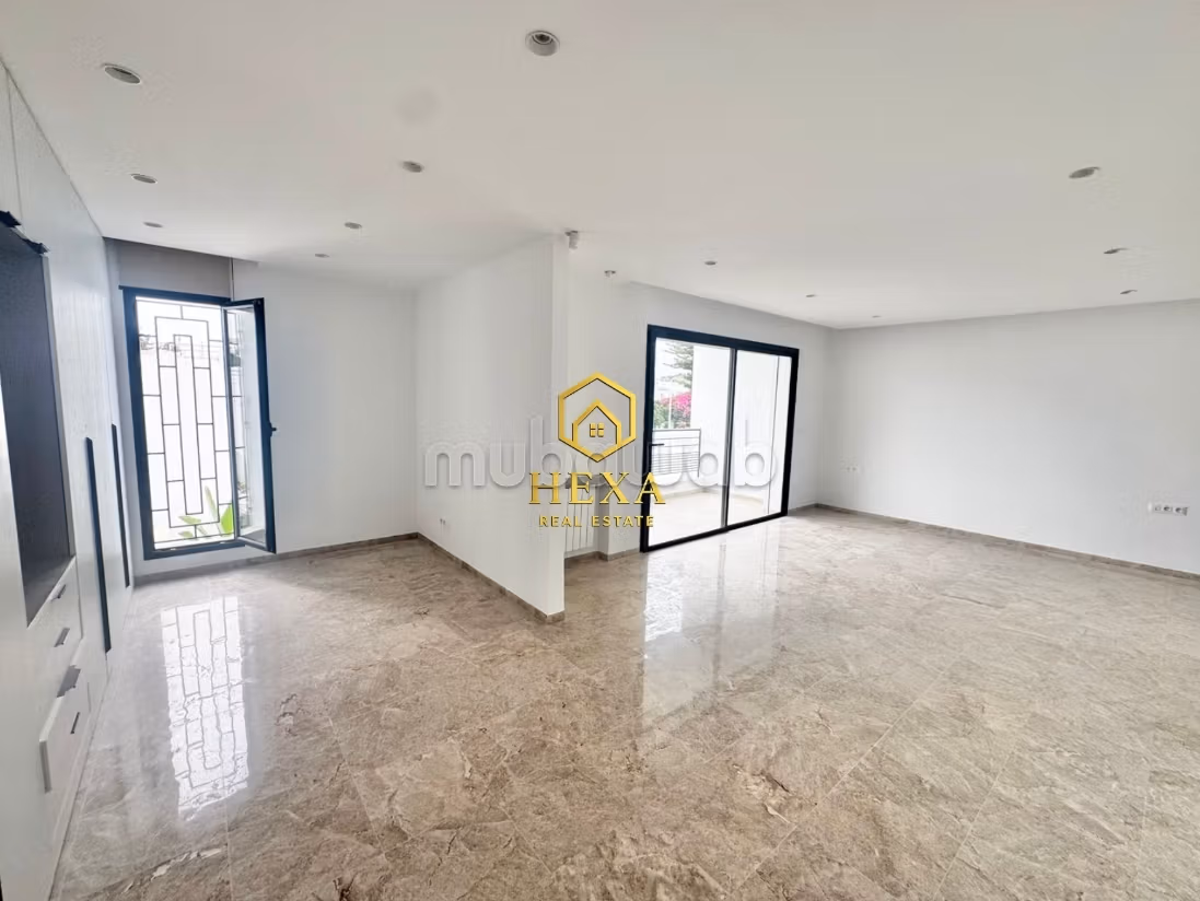In affitto Villa S4 con piscina e giardino a Cartagine