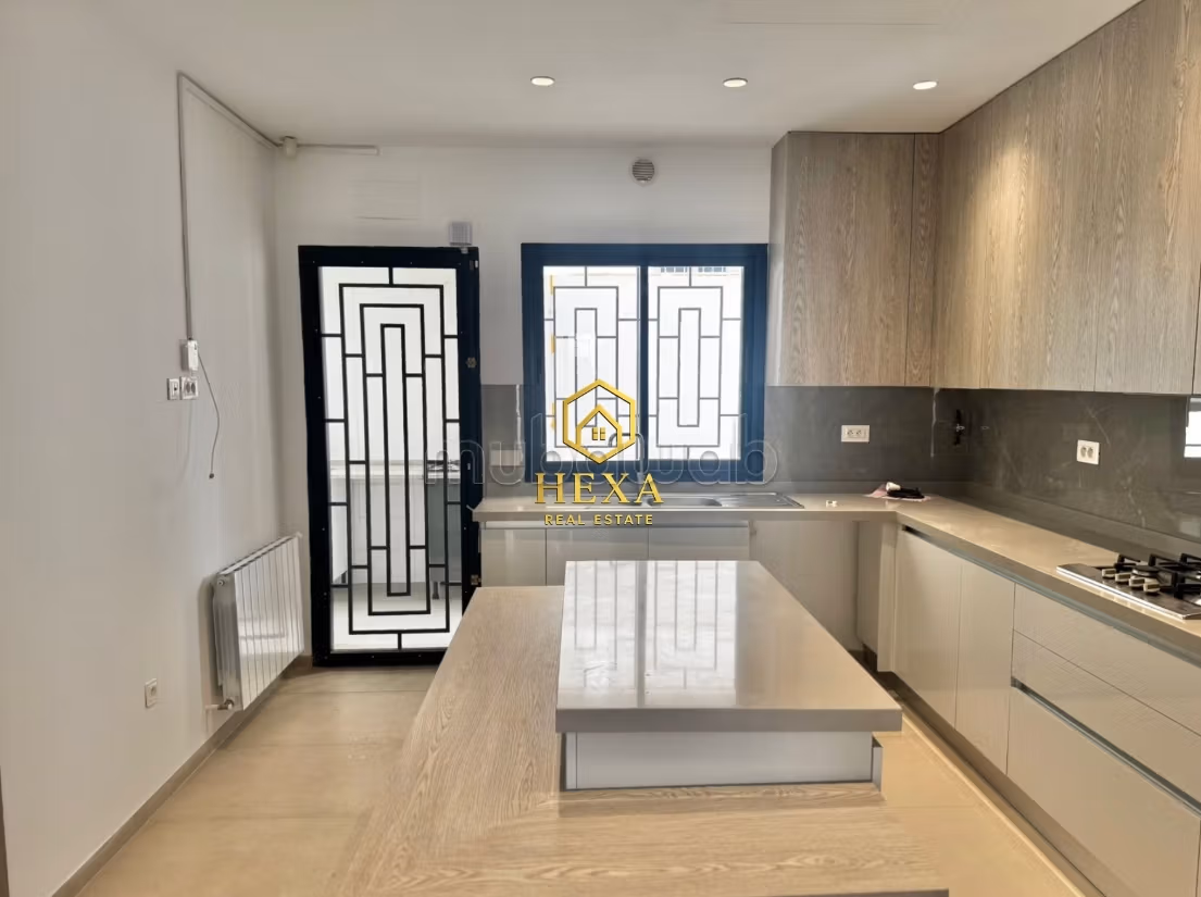In affitto Villa S4 con piscina e giardino a Cartagine