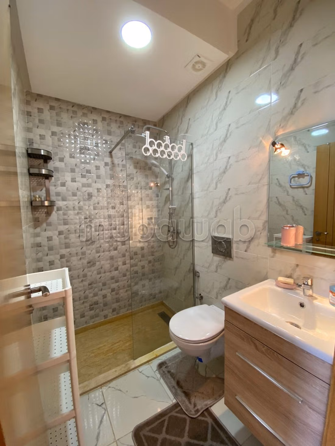 Magnifique Studio meublé à louer — 6