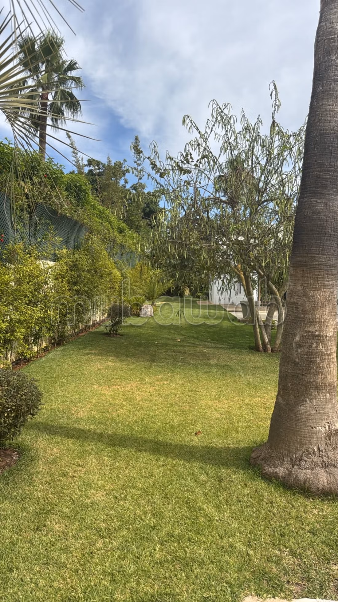 Location a very nice FURNISHED villa in Souissi