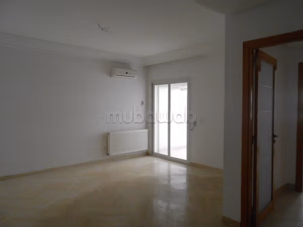 For sale a standing apartment S2 in the urban center with 2 underground parking spaces