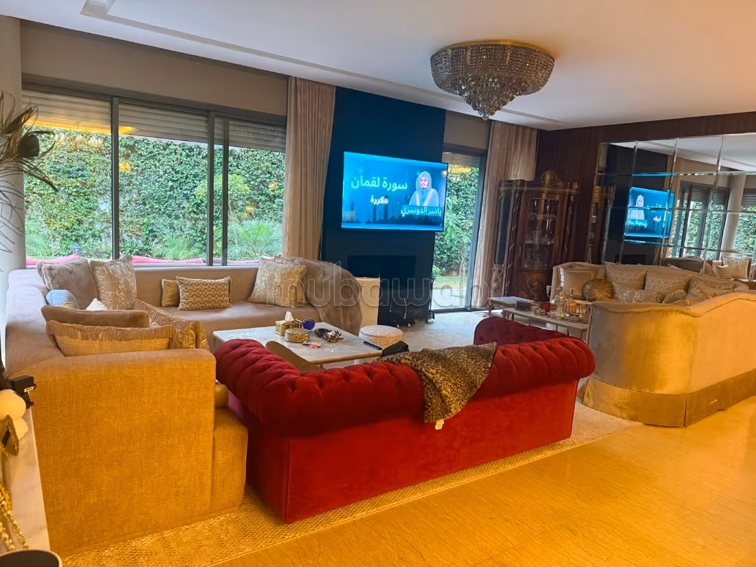 Villa moderna en venta