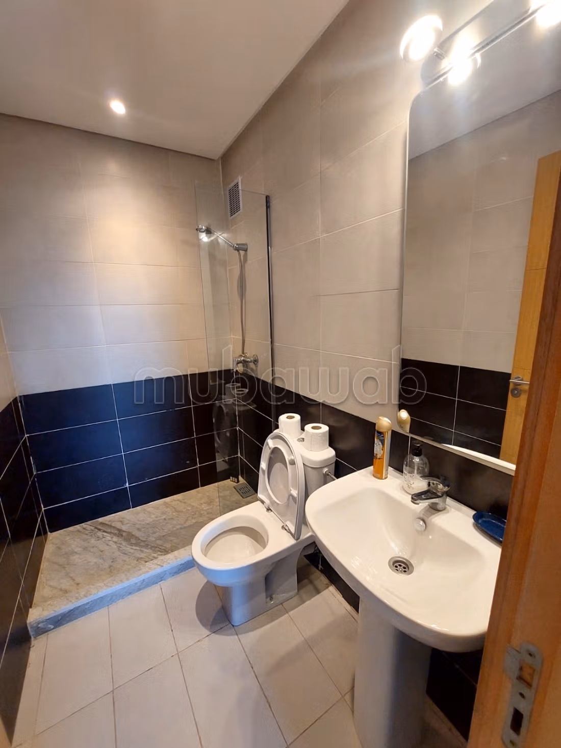 Apparemment en vente sur dar bouazza