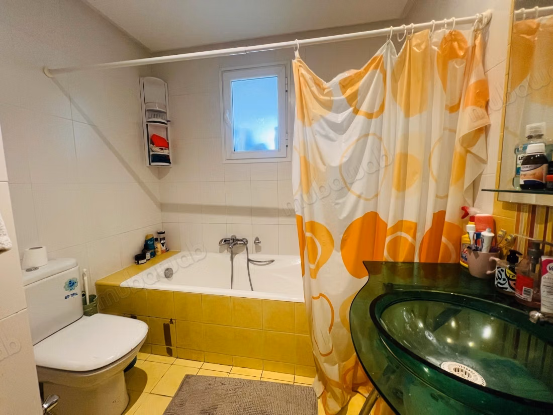 In vendita un appartamento di 185m² a S3 a Ennasr 2