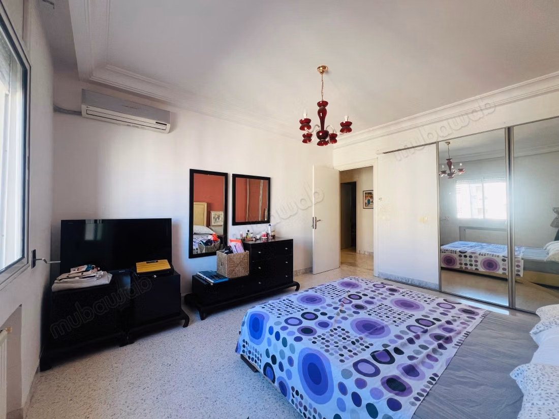 In vendita un appartamento di 185m² a S3 a Ennasr 2