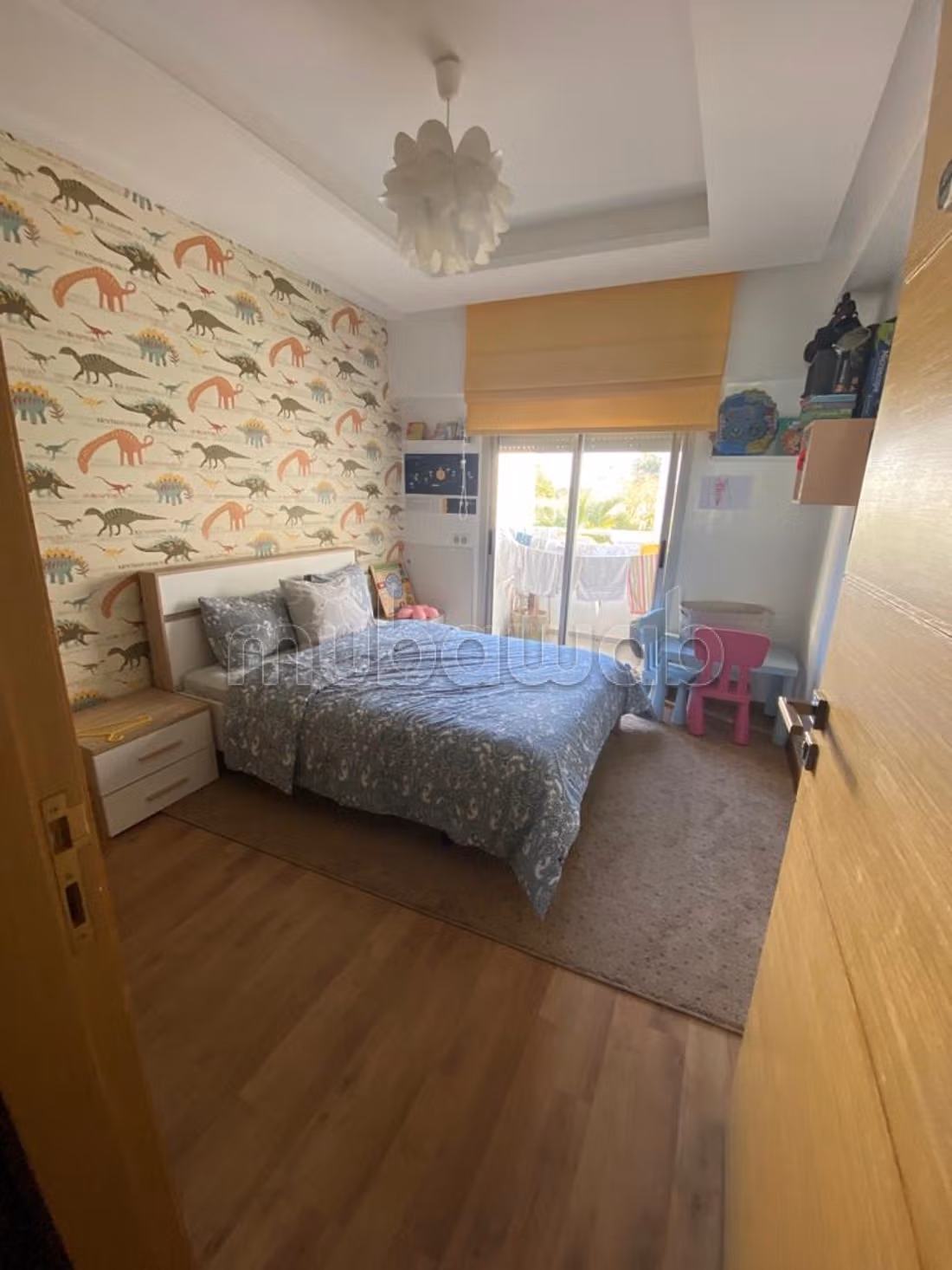 Appartement vide a louer a Hay Riad 
3 chambres — 6