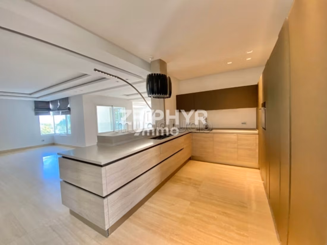 A louer Appartement S3 à Gammarth avec vue mer