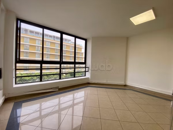 Plateau de bureau 228m 
maarif extension