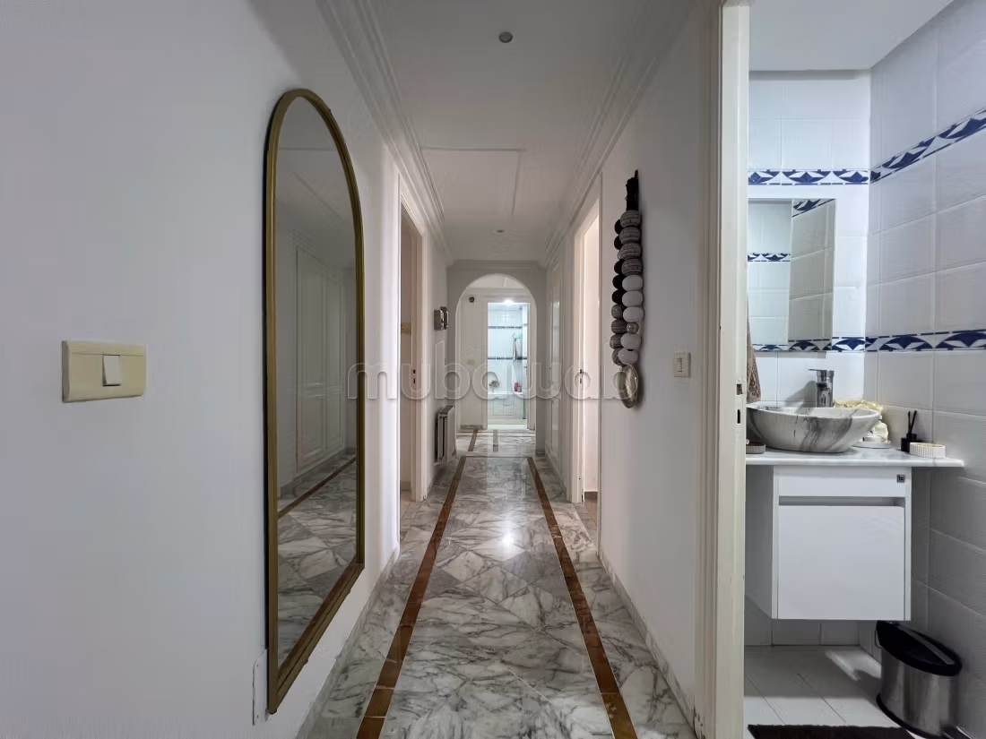 A vendre un appartement en S3 de 155m²