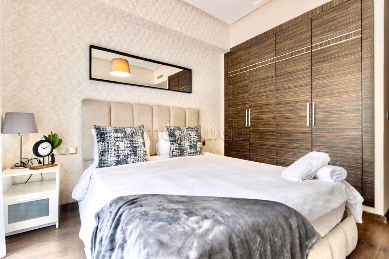 Gemeubileerd Appartement met Balkon Racine