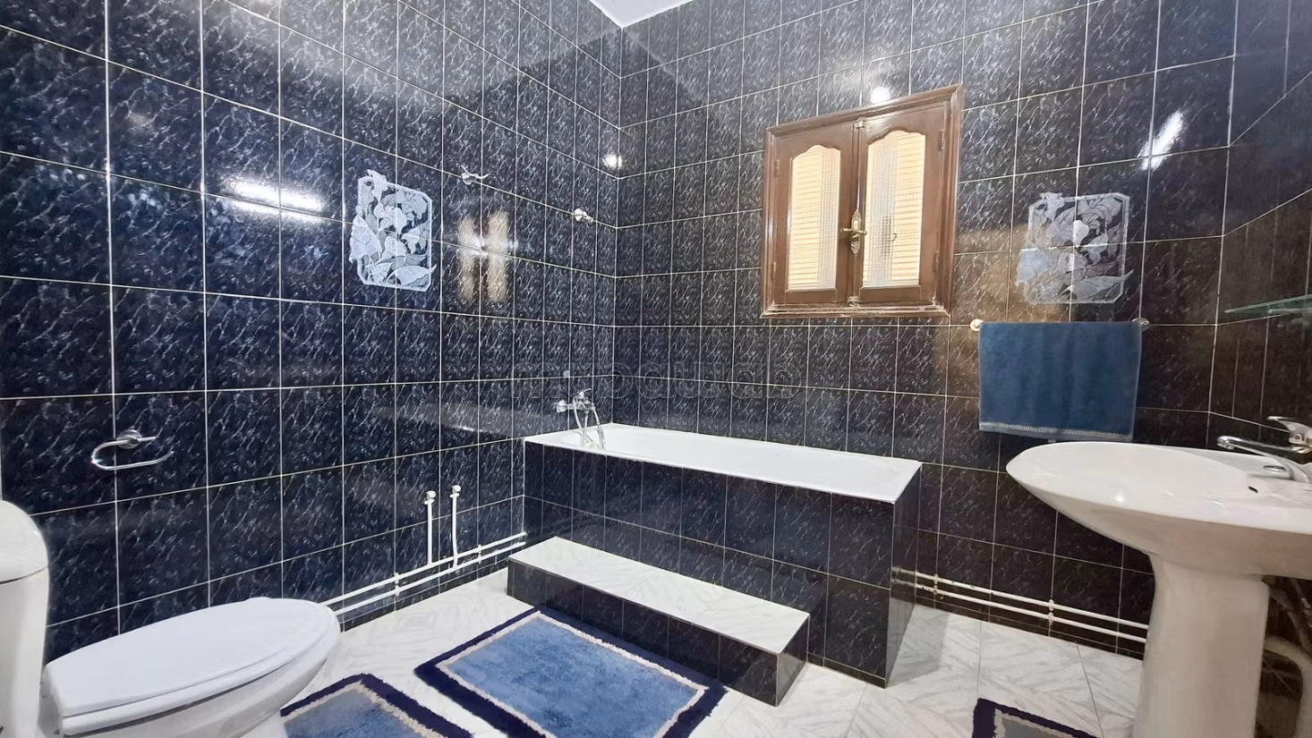 Casa in vendita. Superficie totale 709 m². Giardino e terrazza