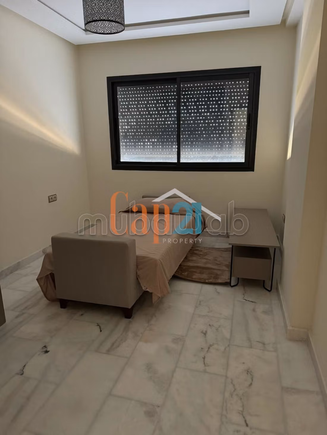 Location d'un bel appartement meublé à Place Mozar — 6