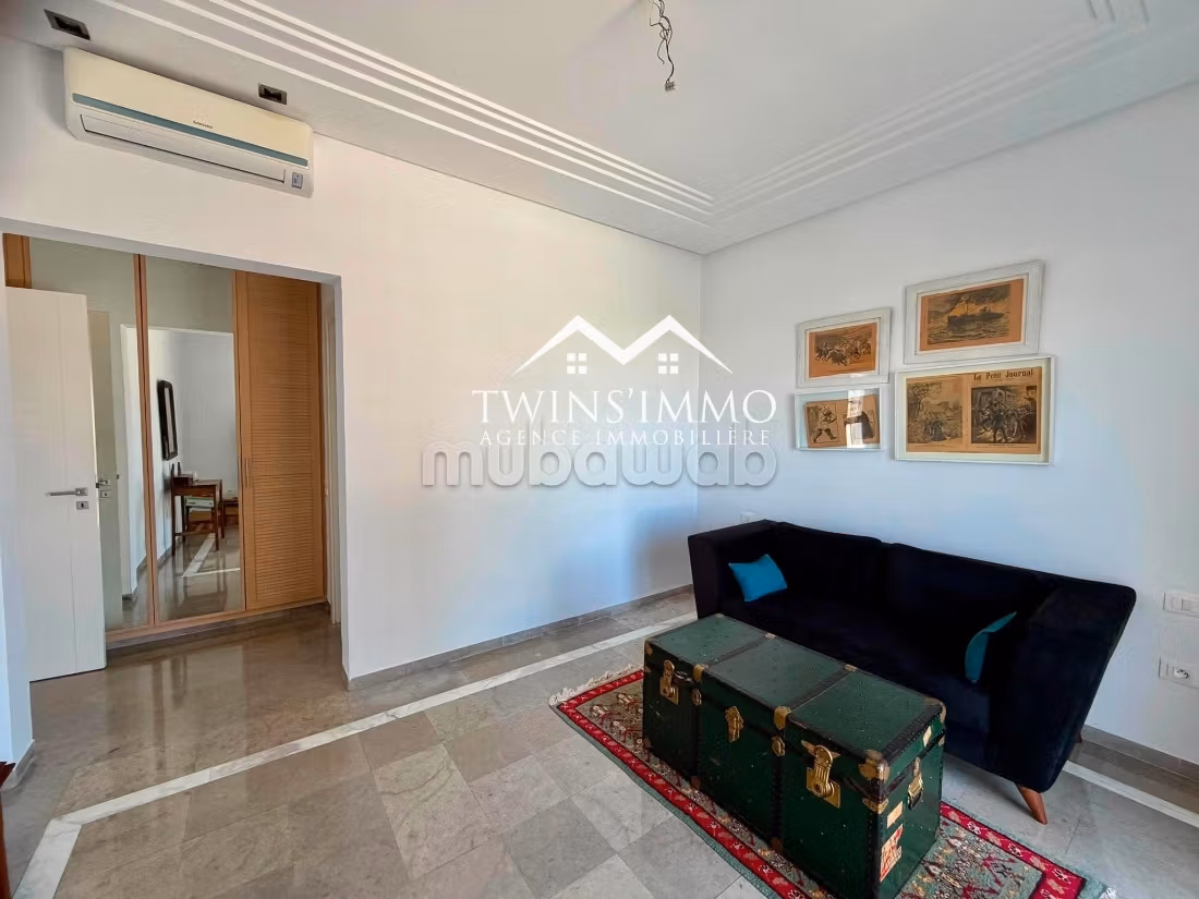 Villa con piscina a Chotrana 2 La Soukra