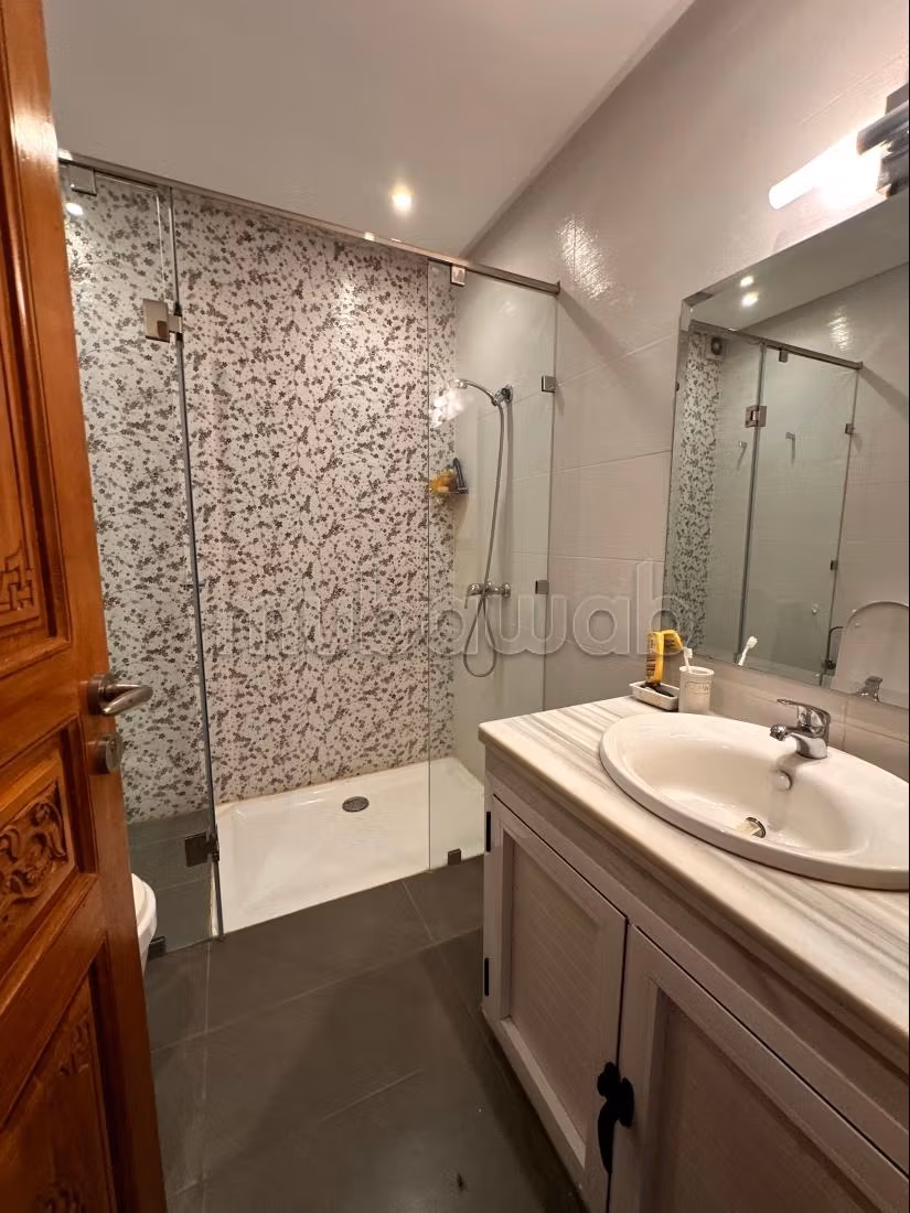 Villa arredata con piscina in affitto a Targa