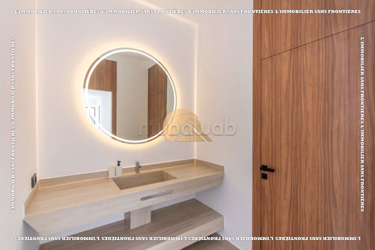 Villa arredata con giardino e piscina privata in vendita sulla strada per Amizmiz Km 17