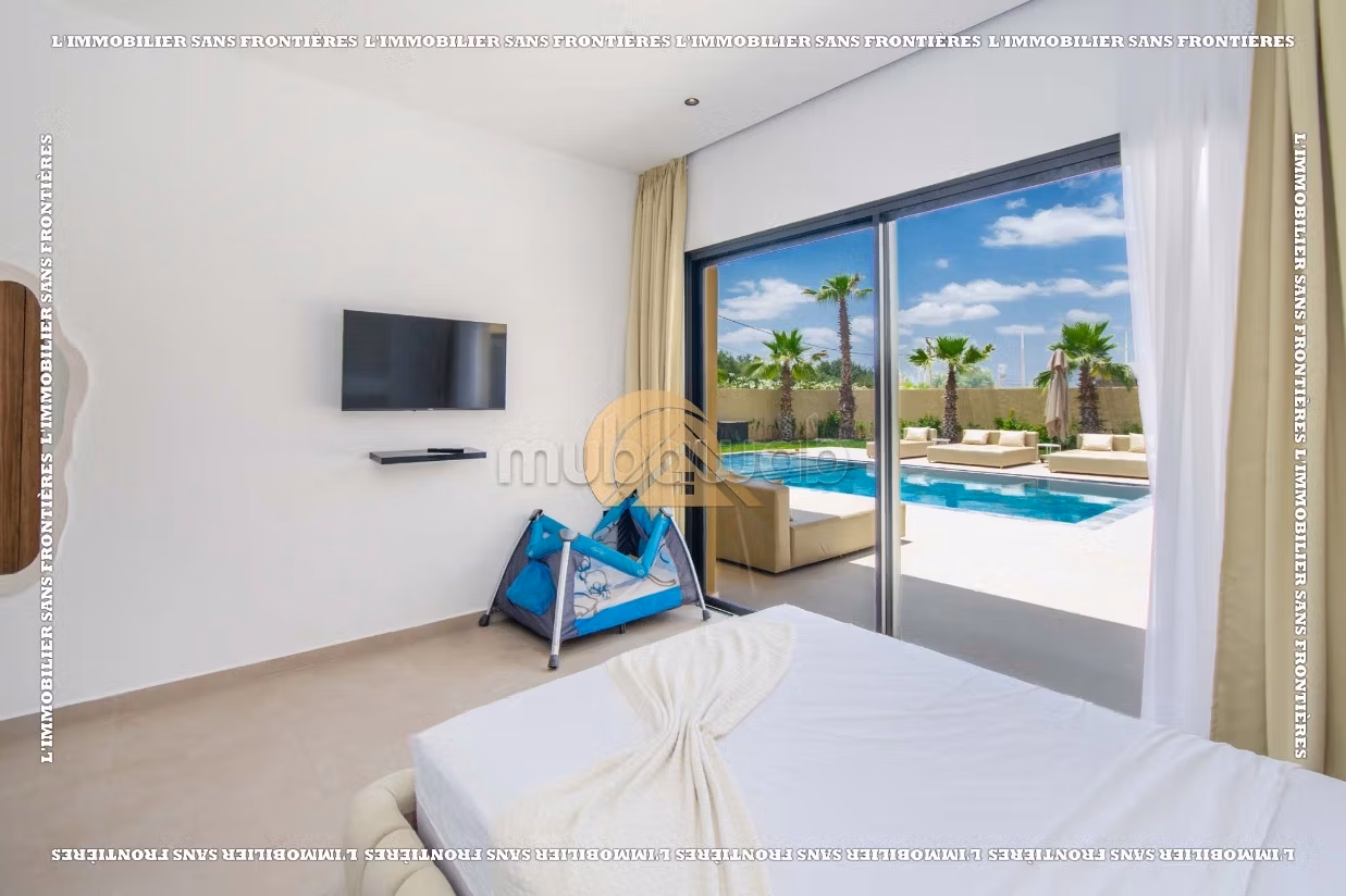 Villa arredata con giardino e piscina privata in vendita sulla strada per Amizmiz Km 17