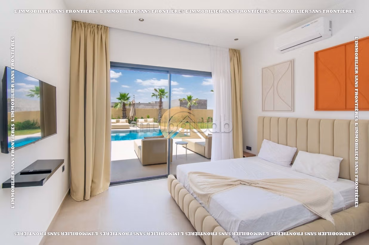 Villa arredata con giardino e piscina privata in vendita sulla strada per Amizmiz Km 17