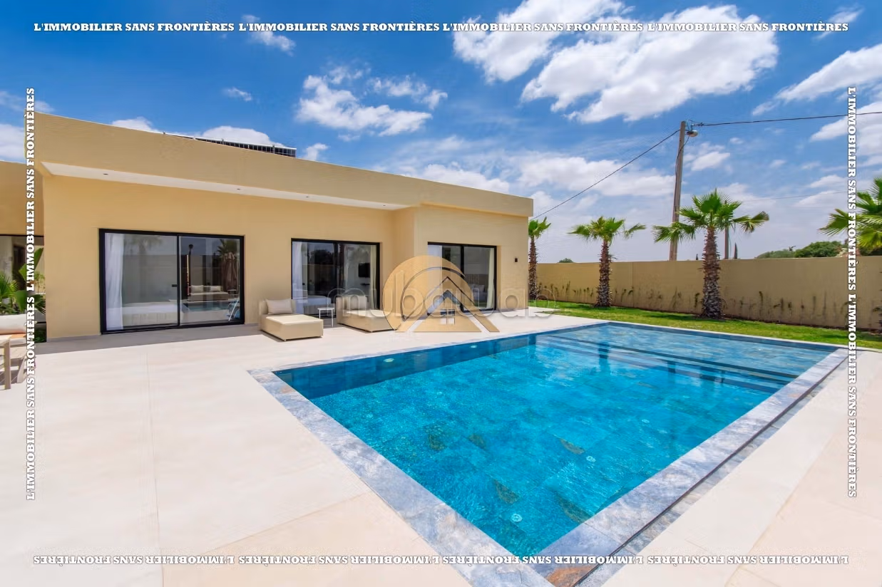 Villa arredata con giardino e piscina privata in vendita sulla strada per Amizmiz Km 17